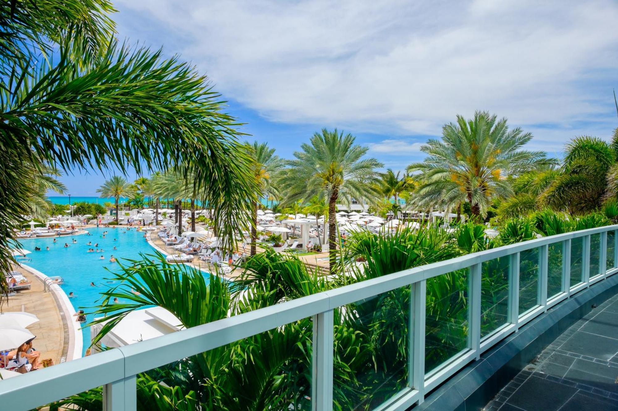 Fontainebleau Jr Suite With Balcony Condo 迈阿密海滩 外观 照片